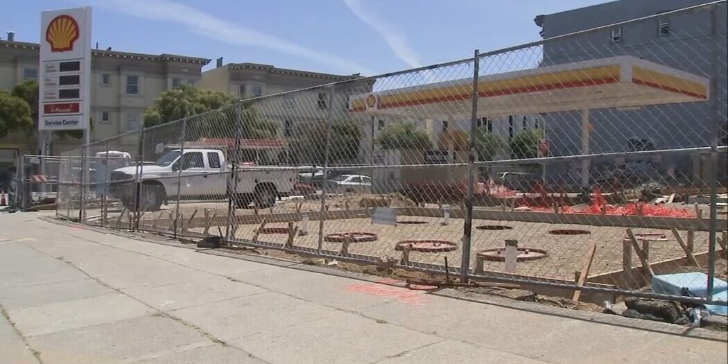 19126992_051826-kgo-gas-station-closed-img