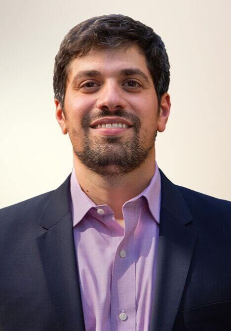Reuven Birnkrant Headshot